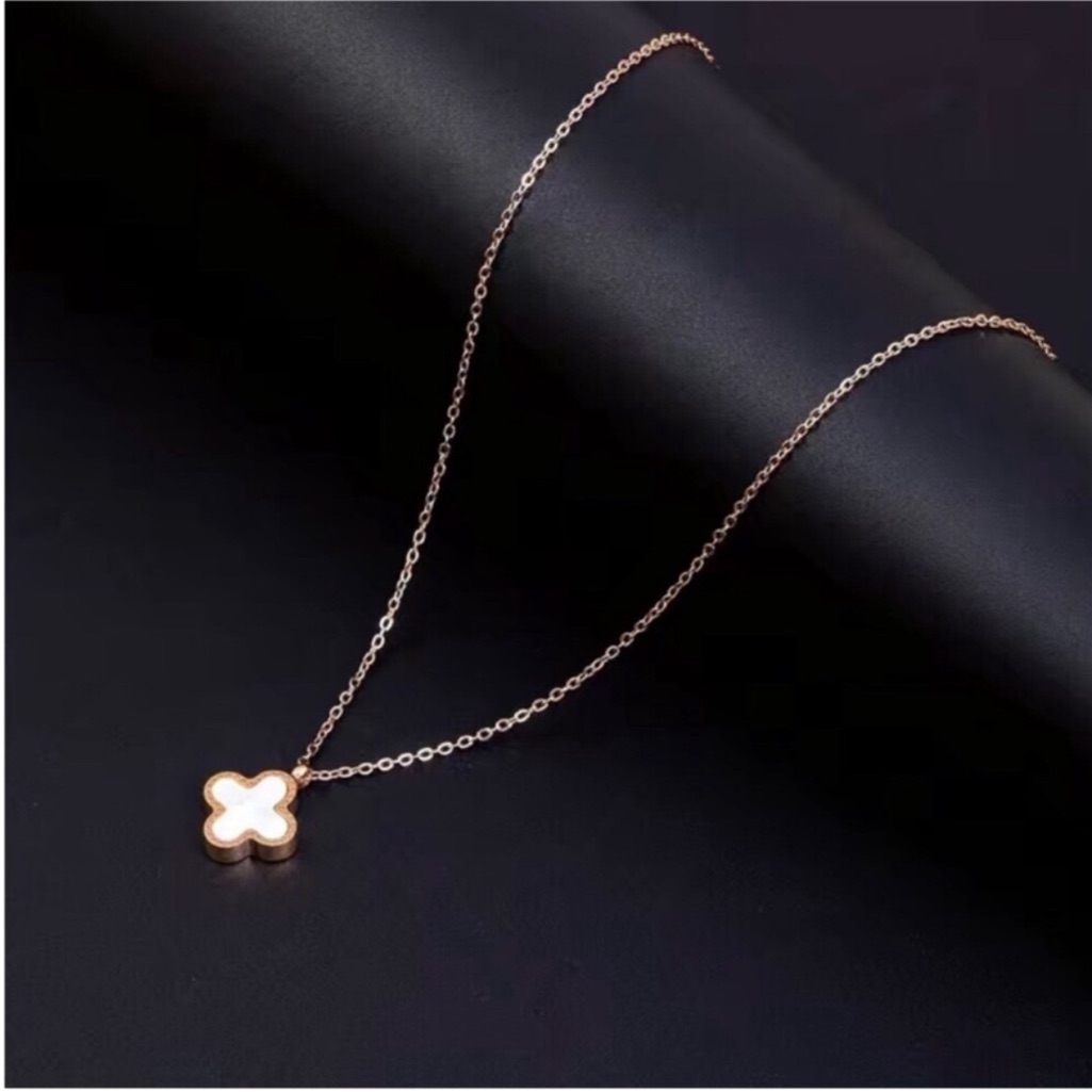18k Rose Gold Stainless Steel Black  White Reversible Clover Pendant Necklace